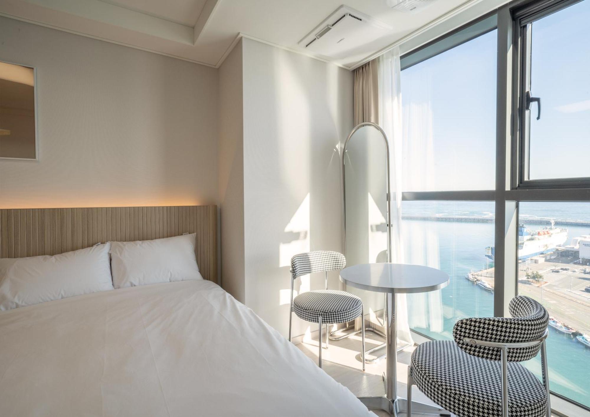 Aparthotel Uh Flat The Sokcho Habitación foto