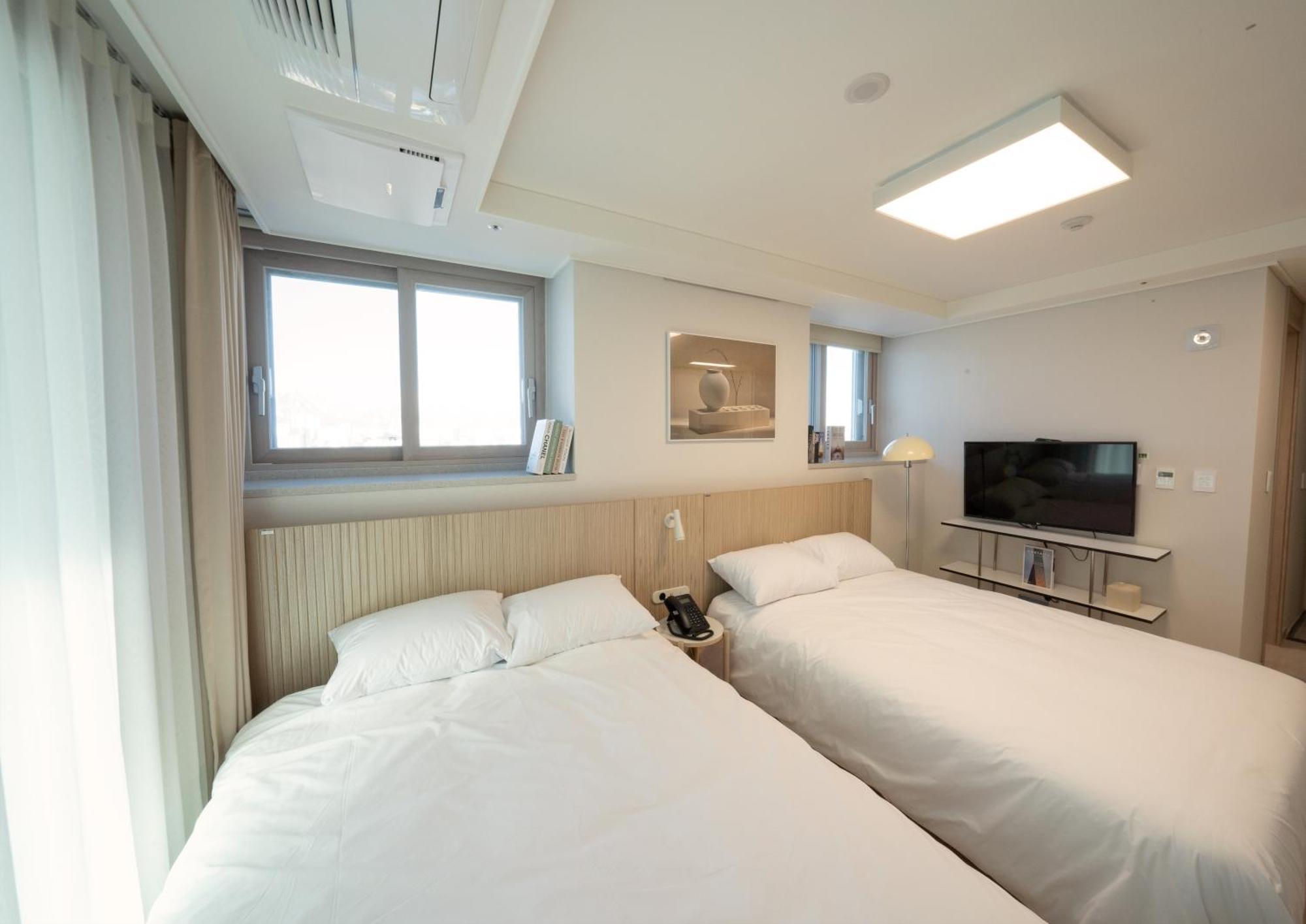 Aparthotel Uh Flat The Sokcho Habitación foto