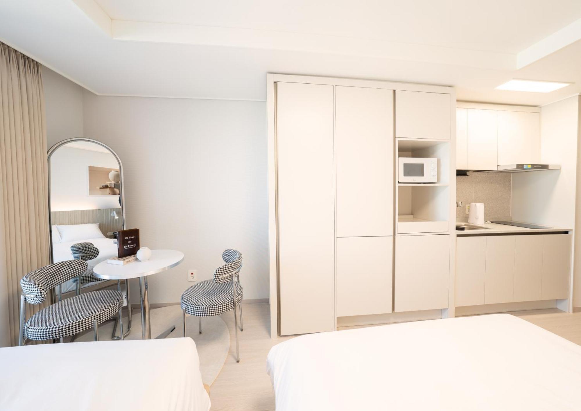 Aparthotel Uh Flat The Sokcho Habitación foto