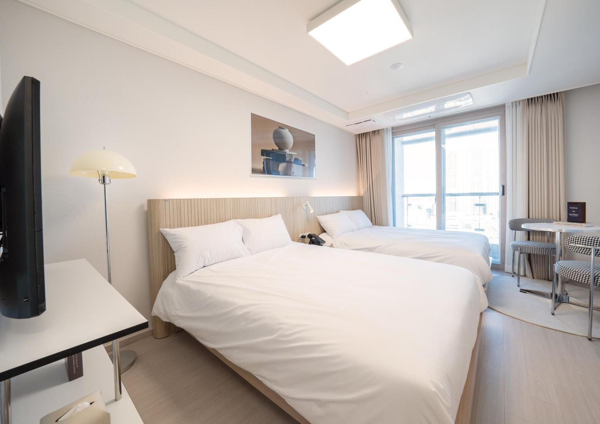 Aparthotel Uh Flat The Sokcho Habitación foto